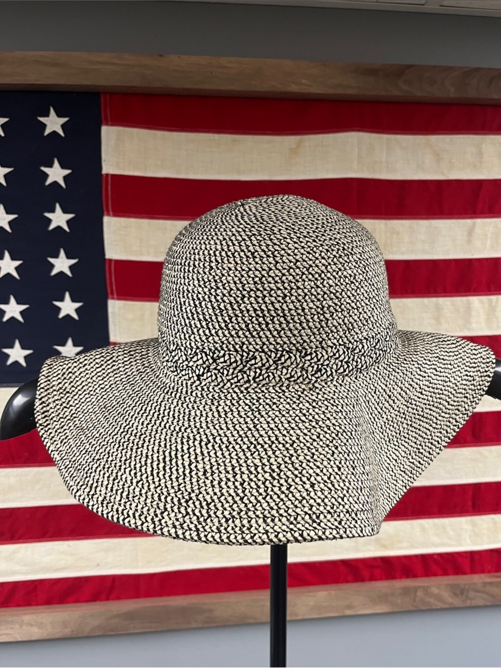 Sunday Afternoons UV Charleston Black & White Braided Wide-Brim Sun Hat
